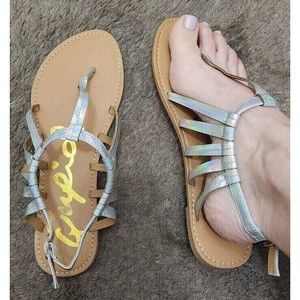 Size 7 Women's Silver Strappy Sandals Flats
